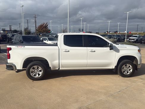 Used 2022 Chevrolet Silverado 1500 LT image 6