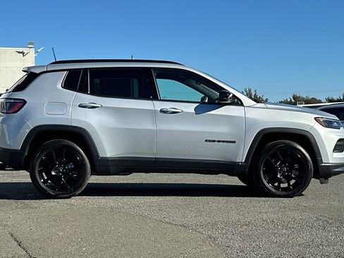 New 2026 Jeep Compass Latitude w/ Quick Order Package 29K image 3