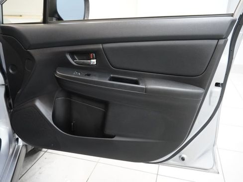 Used 2013 Subaru Crosstrek 2.0i Limited AWD/4WD image 32