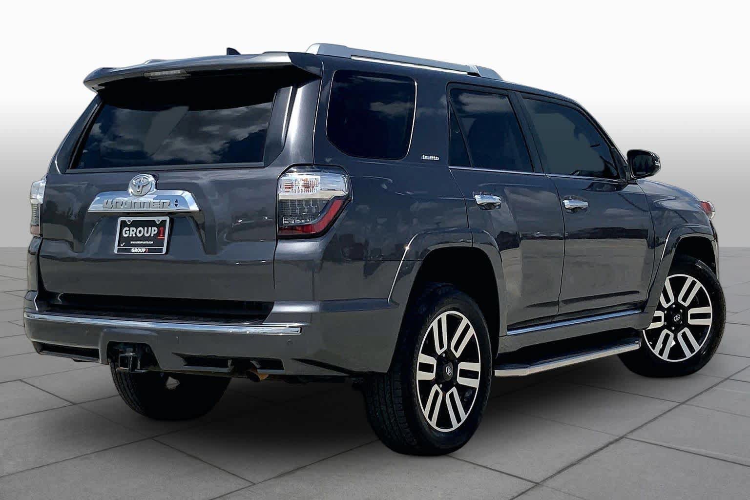 Used 2021 Toyota 4Runner Limited AWD/4WD image 25
