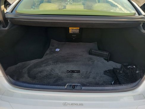 Used 2014 Lexus LS 460 image 34