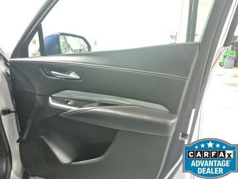 Used 2020 Cadillac XT4 Premium Luxury w/ Driver Awareness Package AWD/4WD image 19