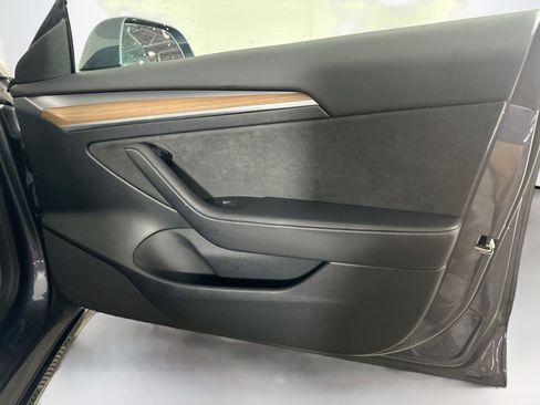 Used 2023 Tesla Model 3 Standard Range RWD image 30