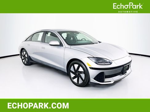 Used 2024 Hyundai Ioniq 6 SE RWD image 1