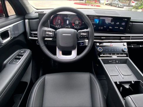 Used 2026 Hyundai Santa Fe SEL image 6