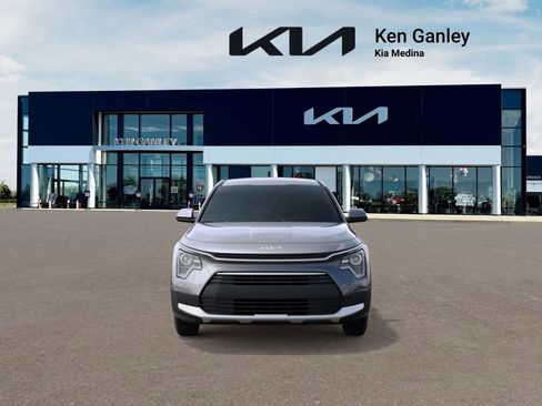 New 2026 Kia Niro LX image 2