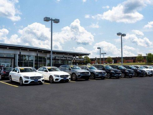 Used 2023 Mercedes-Benz GLS 450 4MATIC image 30