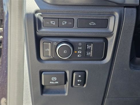 Used 2022 Ford F150 Lariat AWD/4WD image 43