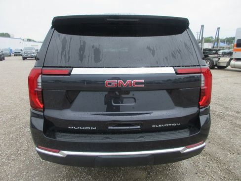 New 2026 GMC Yukon XL Elevation w/ Elevation Premium Package AWD/4WD image 5