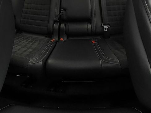 Used 2024 Mitsubishi Outlander SE image 25