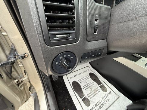 Used 2011 Ford Escape XLT w/ 202A Rapid Spec Order Code AWD/4WD image 18