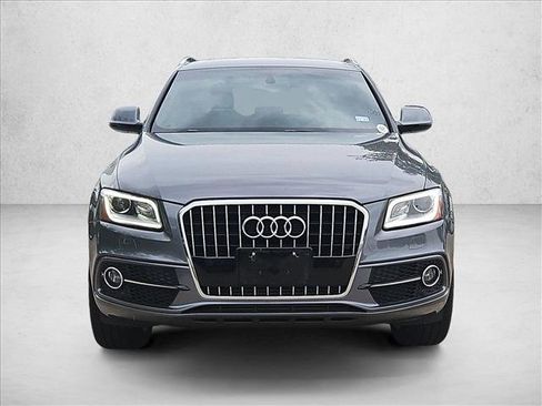 Used 2017 Audi Q5 2.0T Premium Plus w/ Technology Package AWD/4WD image 2