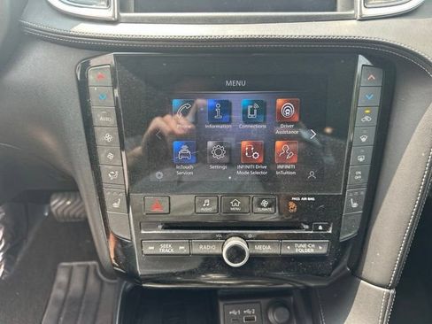 Used 2023 INFINITI QX50 Luxe FWD image 27