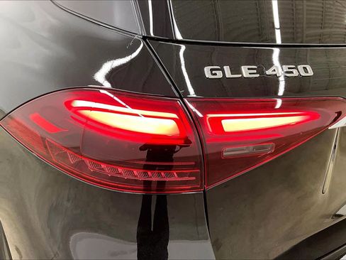 New 2026 Mercedes-Benz GLE 450 4MATIC image 14
