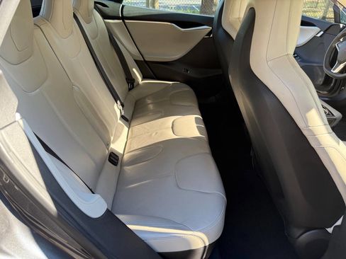 Used 2015 Tesla Model S 70D AWD/4WD image 17