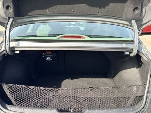 New 2026 Hyundai Elantra SEL Sport FWD image 10