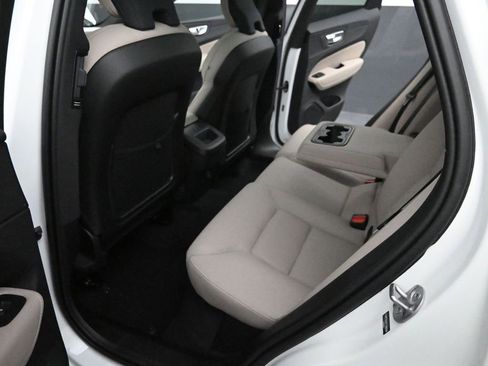 New 2026 Volvo XC60 B5 Core w/ Climate Package image 29