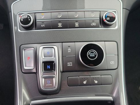 Certified 2022 Hyundai Santa Fe SEL image 19