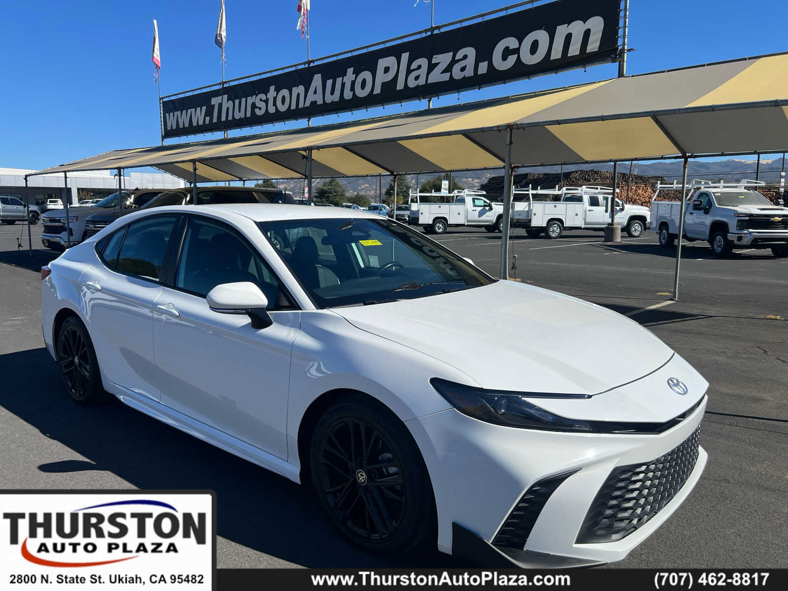 Certified 2025 Toyota Camry SE FWD image 1