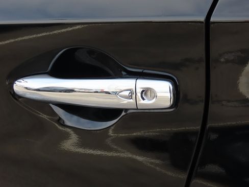 Used 2024 Nissan Murano SV w/ SV Midnight Edition Package image 22