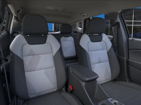 New 2026 Chevrolet Trax LS w/ LS Convenience Package FWD image 16