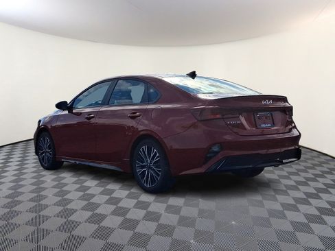 Used 2024 Kia Forte GT-Line w/ GT-Line Premium Package FWD image 4