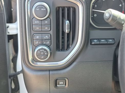 Used 2020 GMC Sierra 3500 Denali w/ Technology Package AWD/4WD image 15