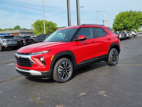 New 2026 Chevrolet TrailBlazer LT w/ Convenience Package AWD/4WD image 4