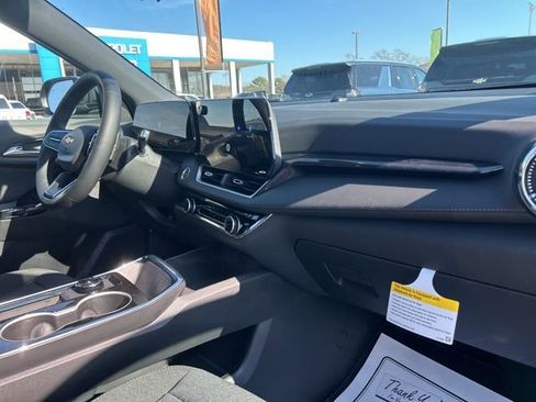 New 2026 Chevrolet Equinox LT FWD image 34