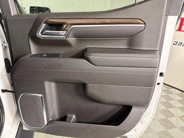 Used 2022 GMC Sierra 1500 Elevation RWD image 39