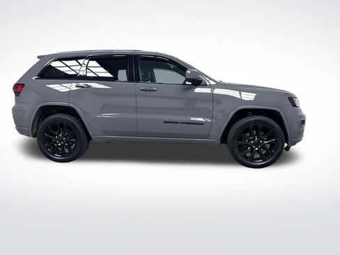 Used 2021 Jeep Grand Cherokee Laredo X AWD/4WD image 10