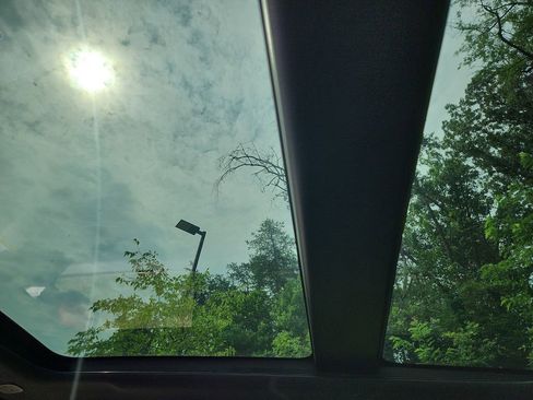 New 2025 Land Rover Range Rover Sport Dynamic SE image 27