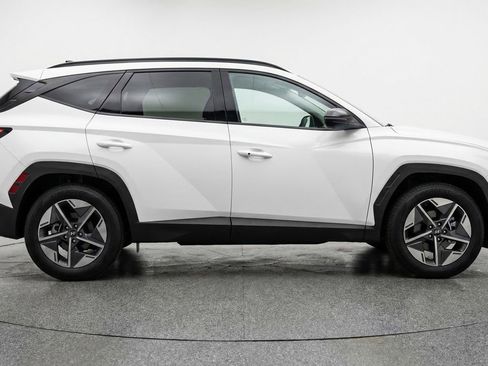 Used 2025 Hyundai Tucson SEL image 11