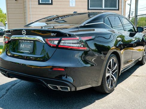 Used 2022 Nissan Maxima SV w/ Floor Mat Group FWD image 5