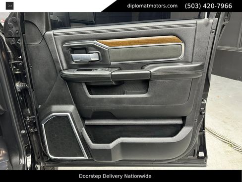 Used 2024 RAM 2500 Laramie AWD/4WD image 28