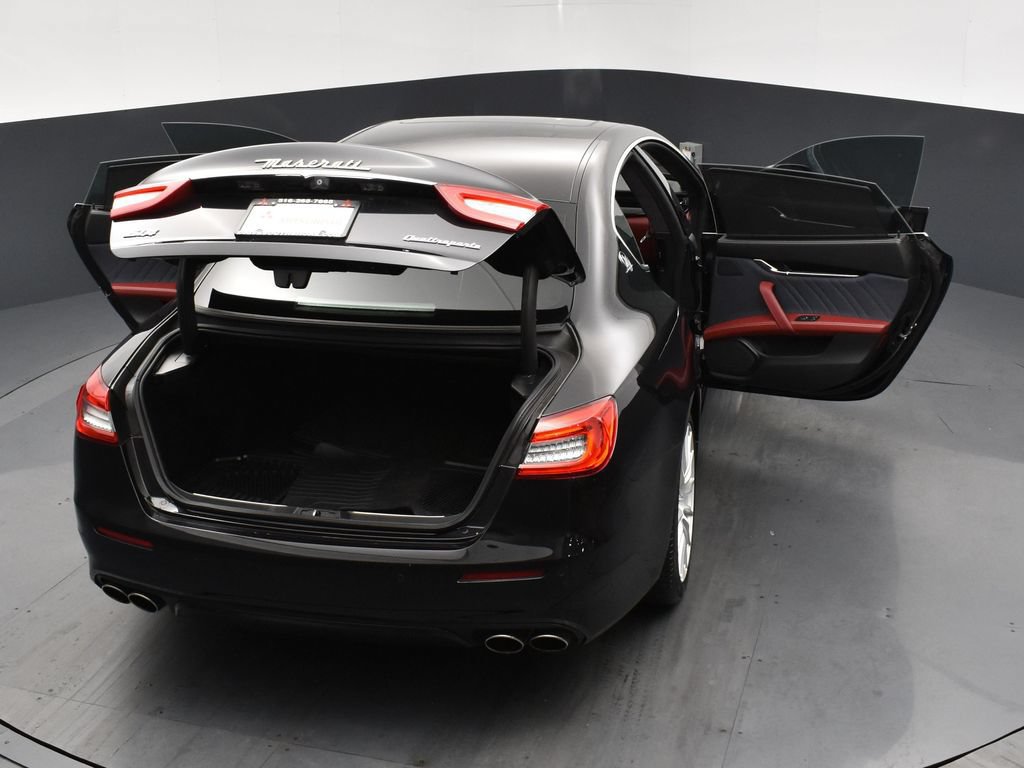 Used 2019 Maserati Quattroporte S GranLusso Q4 AWD/4WD image 26