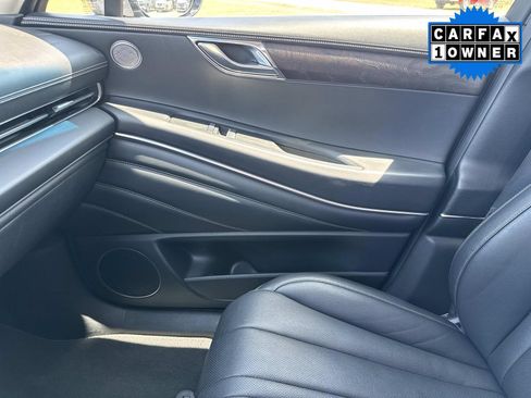 Used 2024 Genesis GV80 2.5T image 25