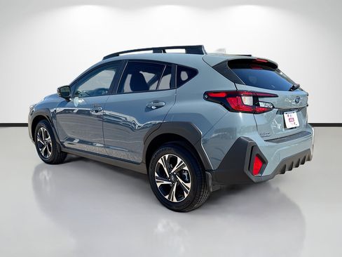 Certified 2025 Subaru Crosstrek 2.0i Premium image 5
