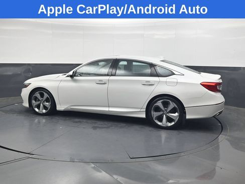 Used 2018 Honda Accord Touring image 7