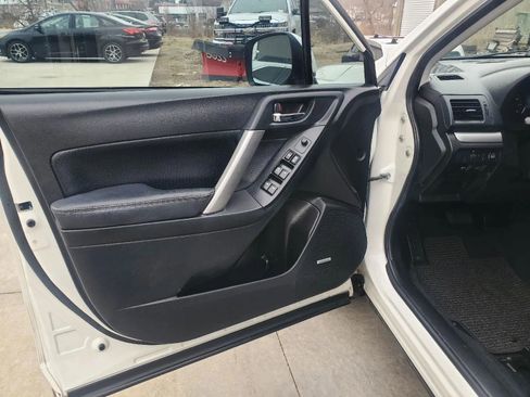Used 2015 Subaru Forester 2.0XT Touring w/ Eyesight & Navigation System AWD/4WD image 9