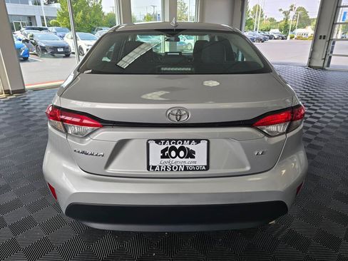 Used 2024 Toyota Corolla LE FWD image 4
