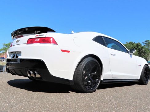 Used 2015 Chevrolet Camaro Z/28 image 8