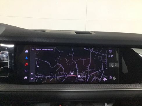 Certified 2024 Porsche Cayenne AWD/4WD image 35