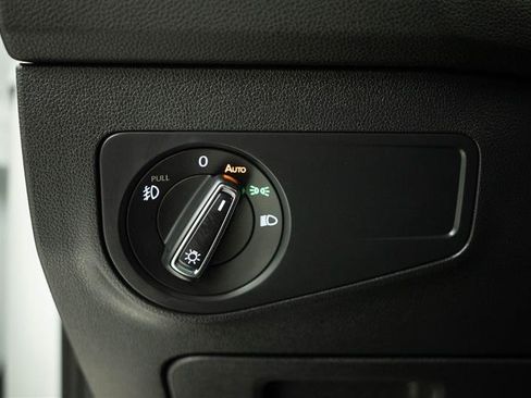 Used 2021 Volkswagen Tiguan SE R-Line image 29