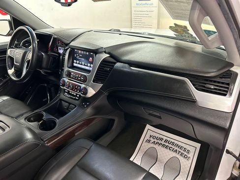 Used 2016 GMC Yukon XL SLT RWD image 21