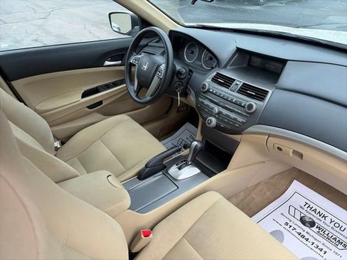 Used 2012 Honda Accord LX image 5
