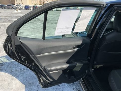 Used 2022 Toyota Camry XSE image 20