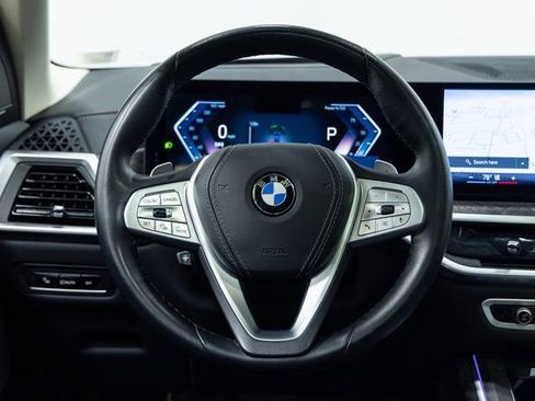 Used 2024 BMW X7 xDrive40i image 14