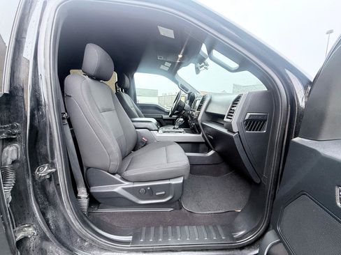 Used 2019 Ford F150 XLT w/ Equipment Group 302A Luxury AWD/4WD image 11