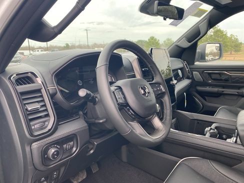 New 2025 RAM 1500 Limited image 14